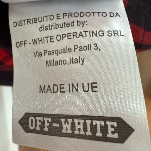 Off-White Red and Black Flannel Large - Picture 6 of 6